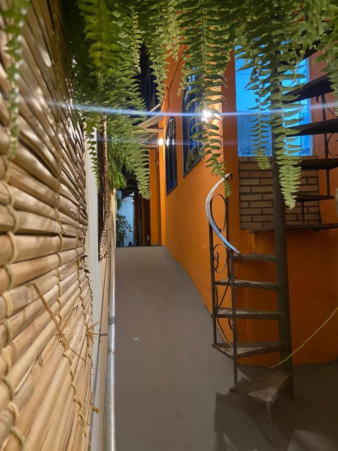 Vilarejo Hostel Pinheiros Guest House São Paulo Buitenkant foto